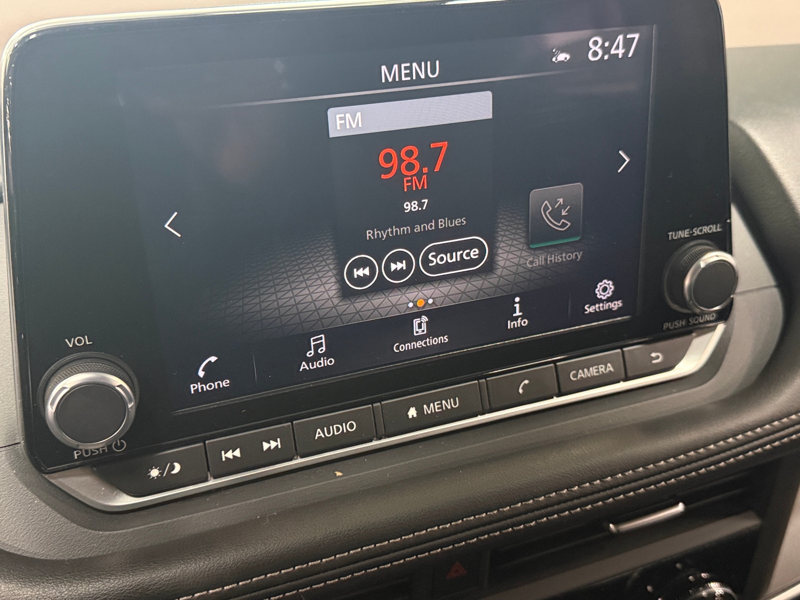 Thumbnail: 2023 Nissan Rogue - 4