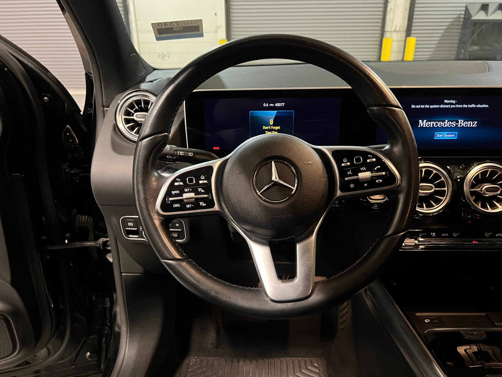 Thumbnail: 2021 Mercedes-Benz GLA - 4