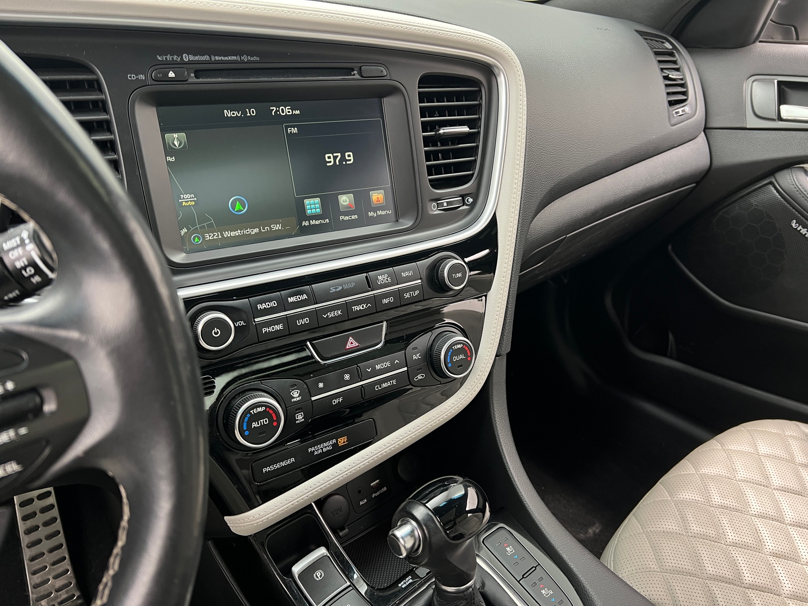 Thumbnail: 2015 Kia Optima - 3