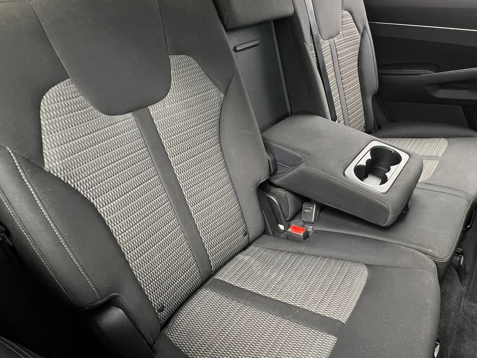 Thumbnail: 2022 Kia Sorento - 6