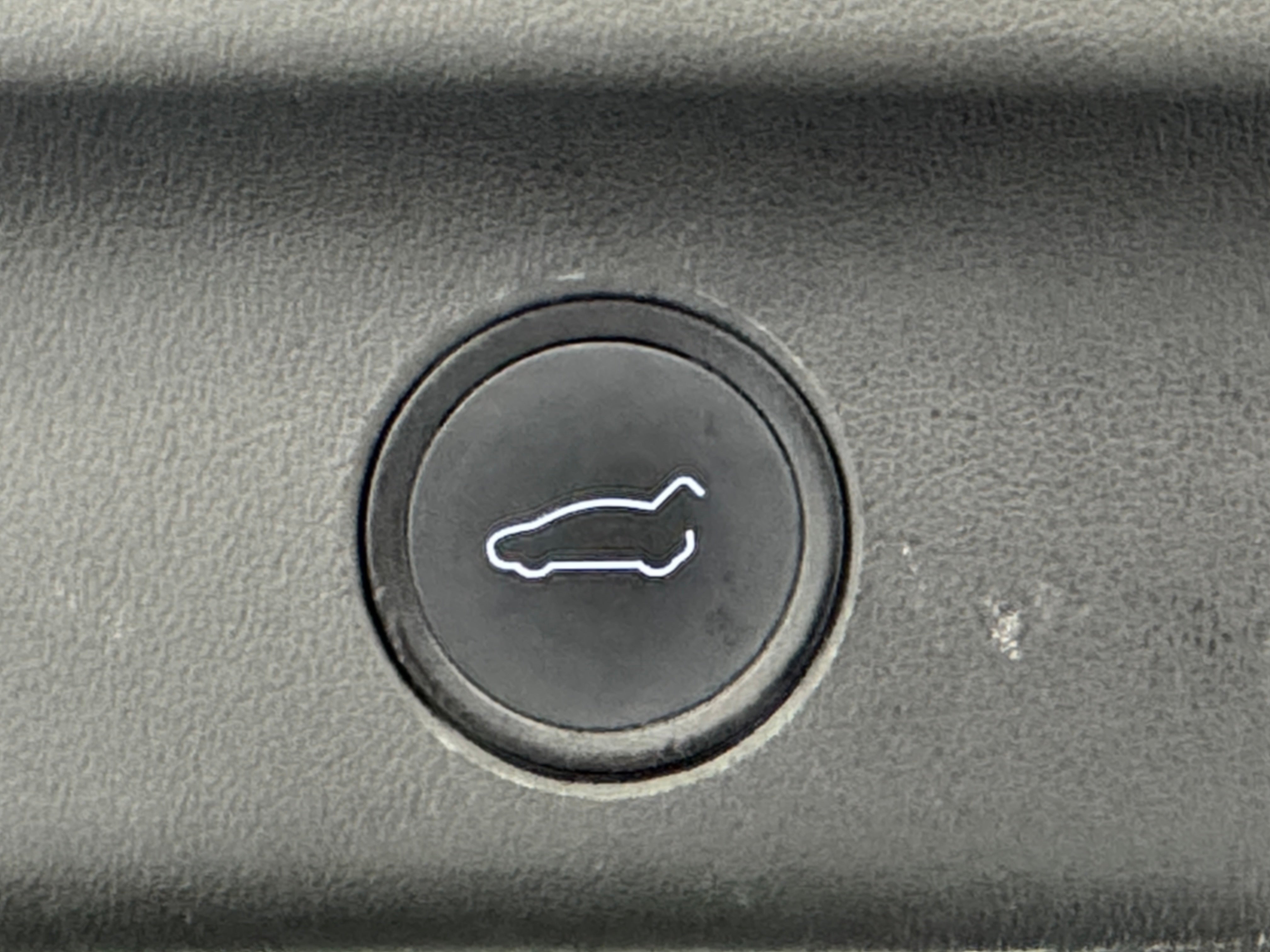 Used 2021 Tesla Model Y Long Range with VIN 5YJYGDEE1MF109925 for sale in Auburn, WA