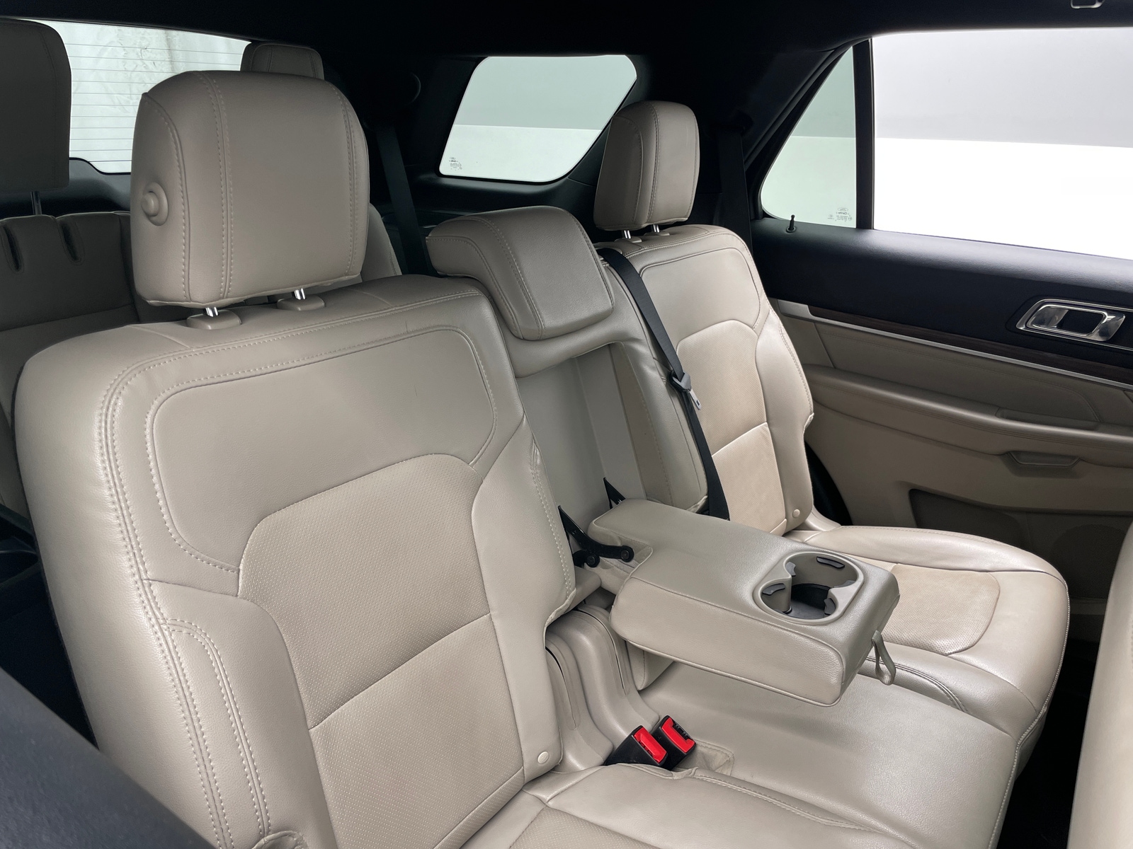 Thumbnail: 2018 Ford Explorer - 5