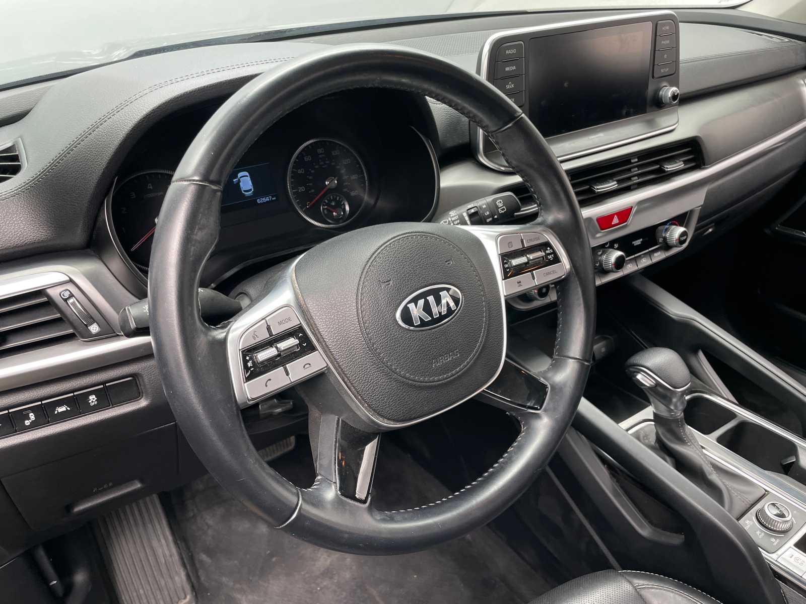 Thumbnail: 2020 Kia Telluride - 4