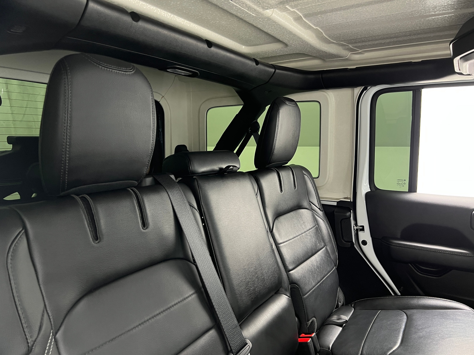 Thumbnail: 2022 Jeep Wrangler - 5