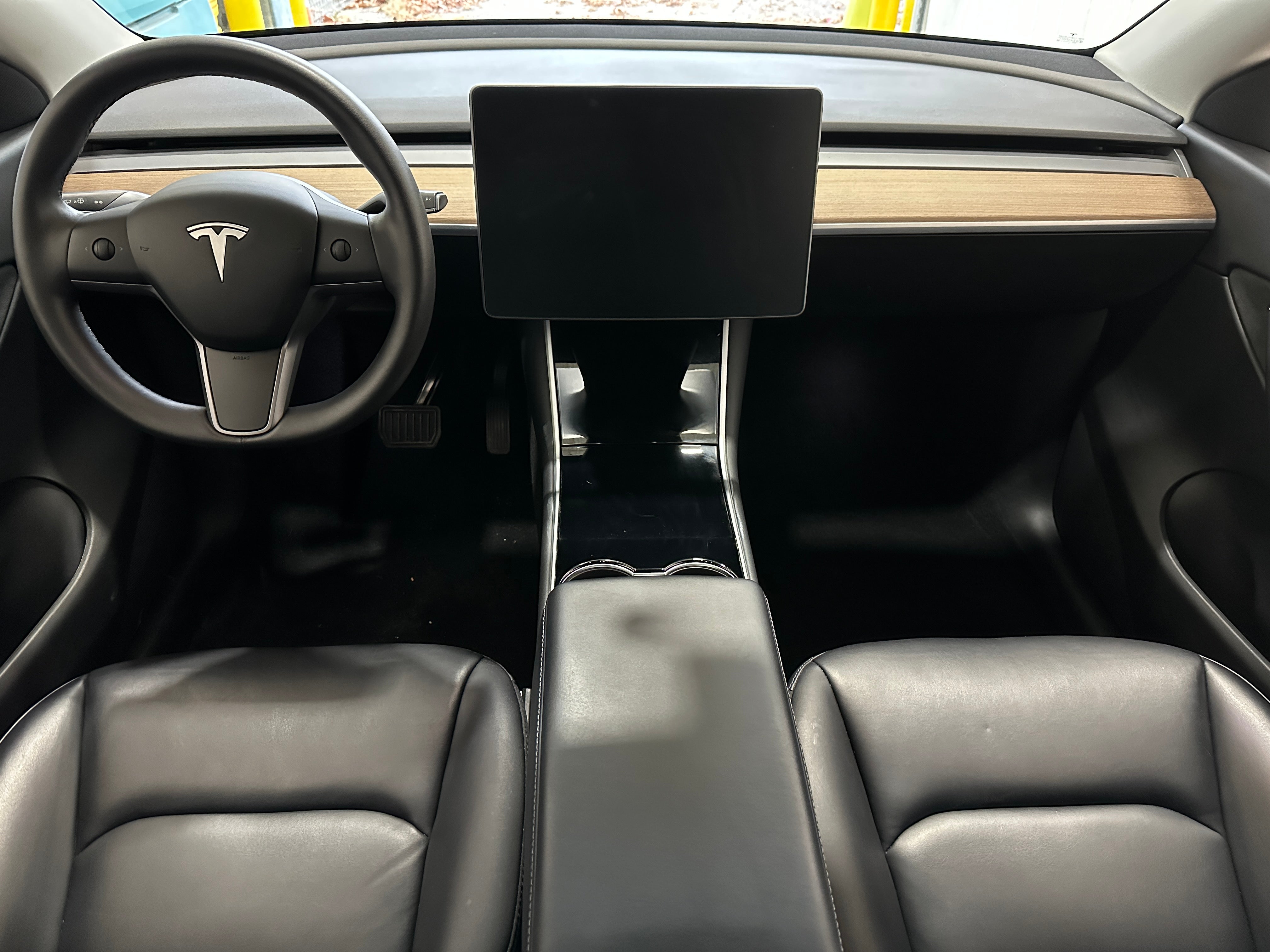 Used 2020 Tesla Model Y Long Range with VIN 5YJYGDEE9LF045017 for sale in Oak Creek, WI