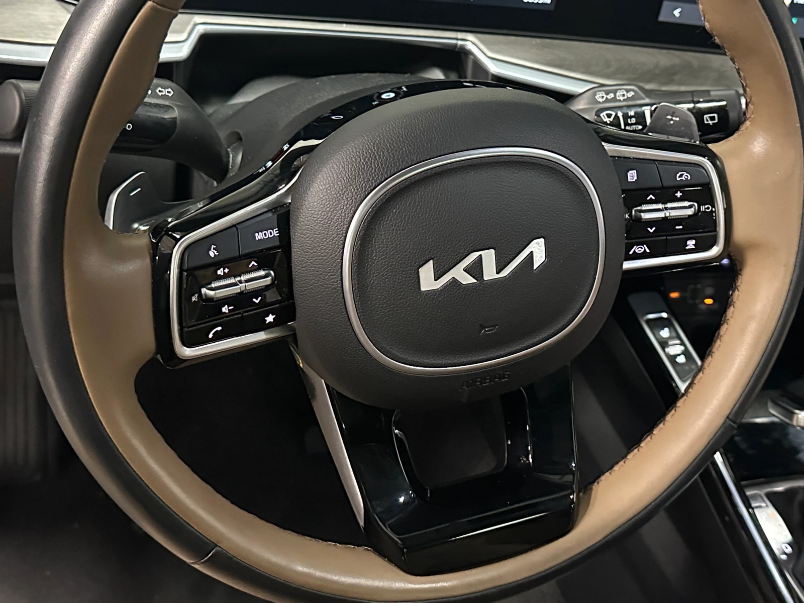 Thumbnail: 2025 Kia Sorento - 4