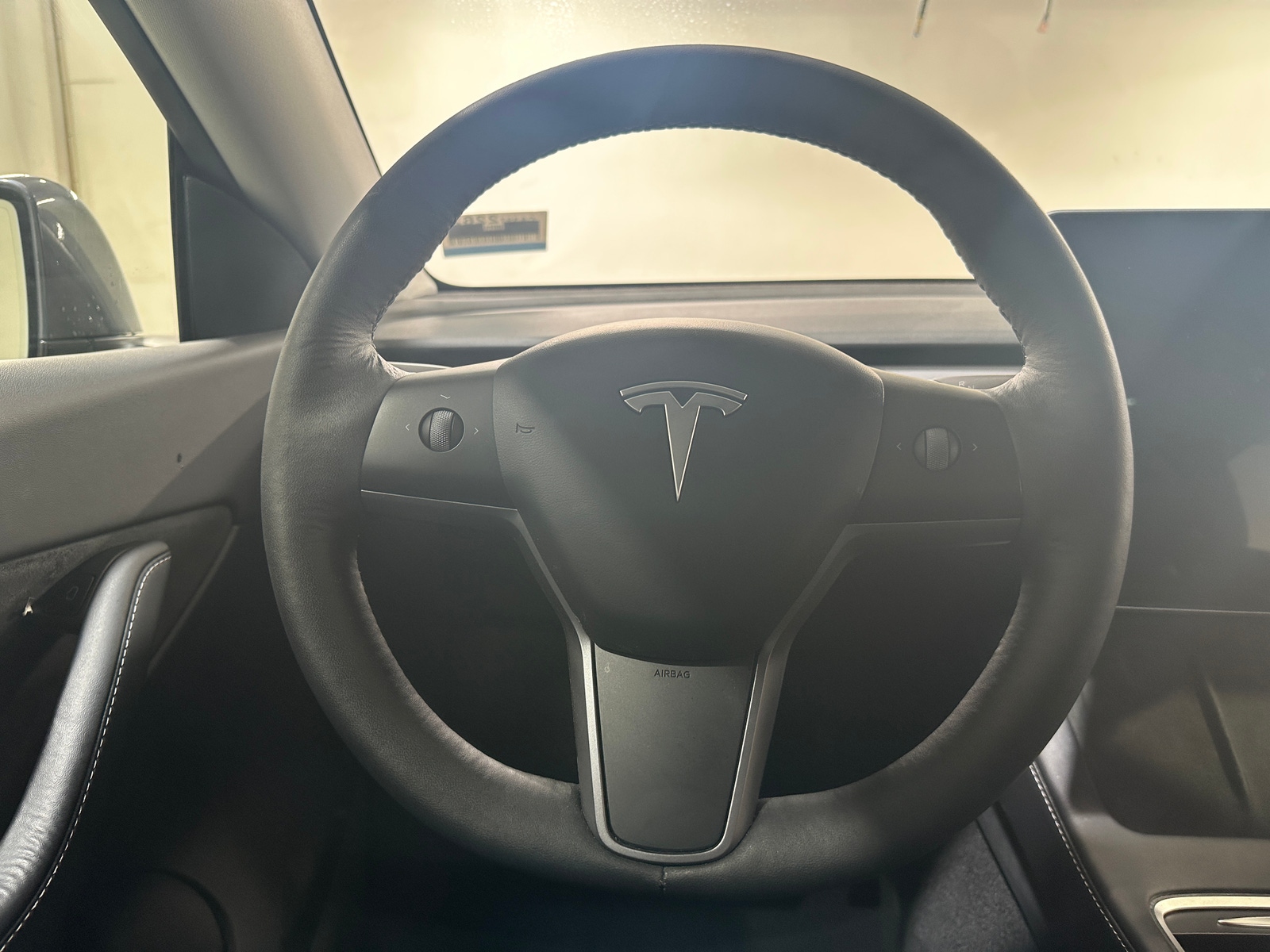 Thumbnail: 2022 Tesla Model Y - 4