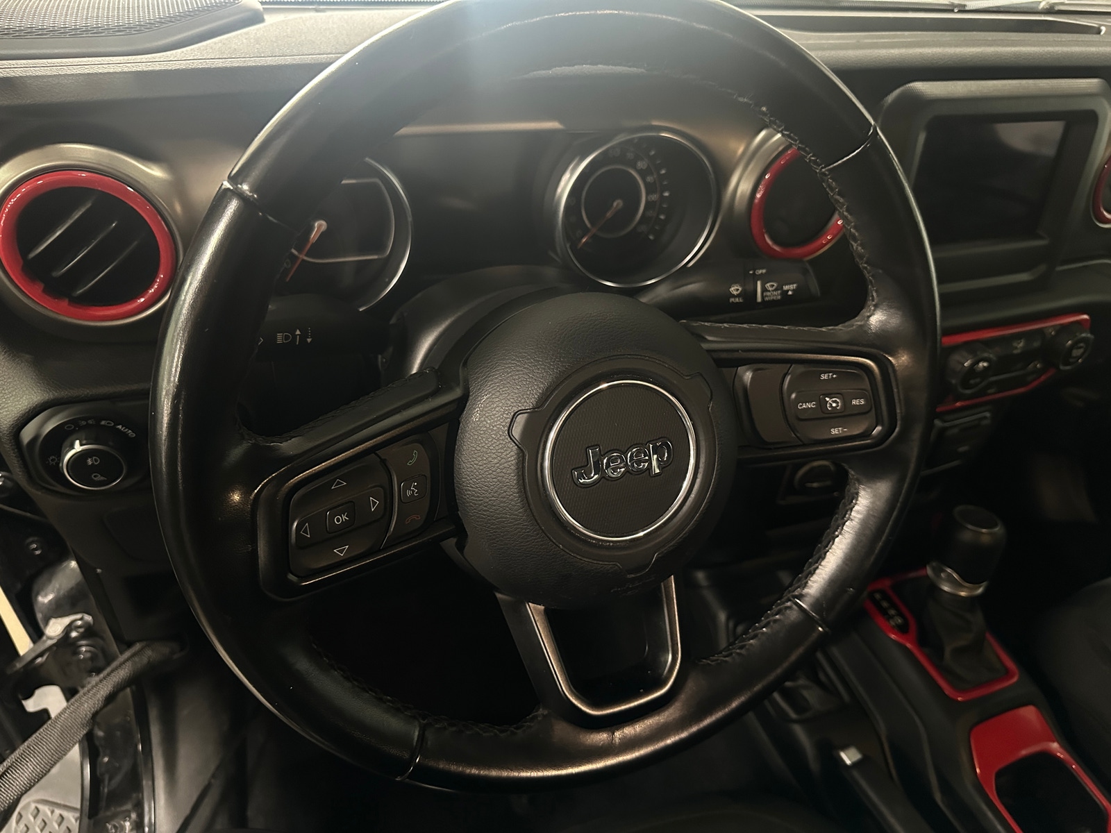 Thumbnail: 2020 Jeep Gladiator - 5