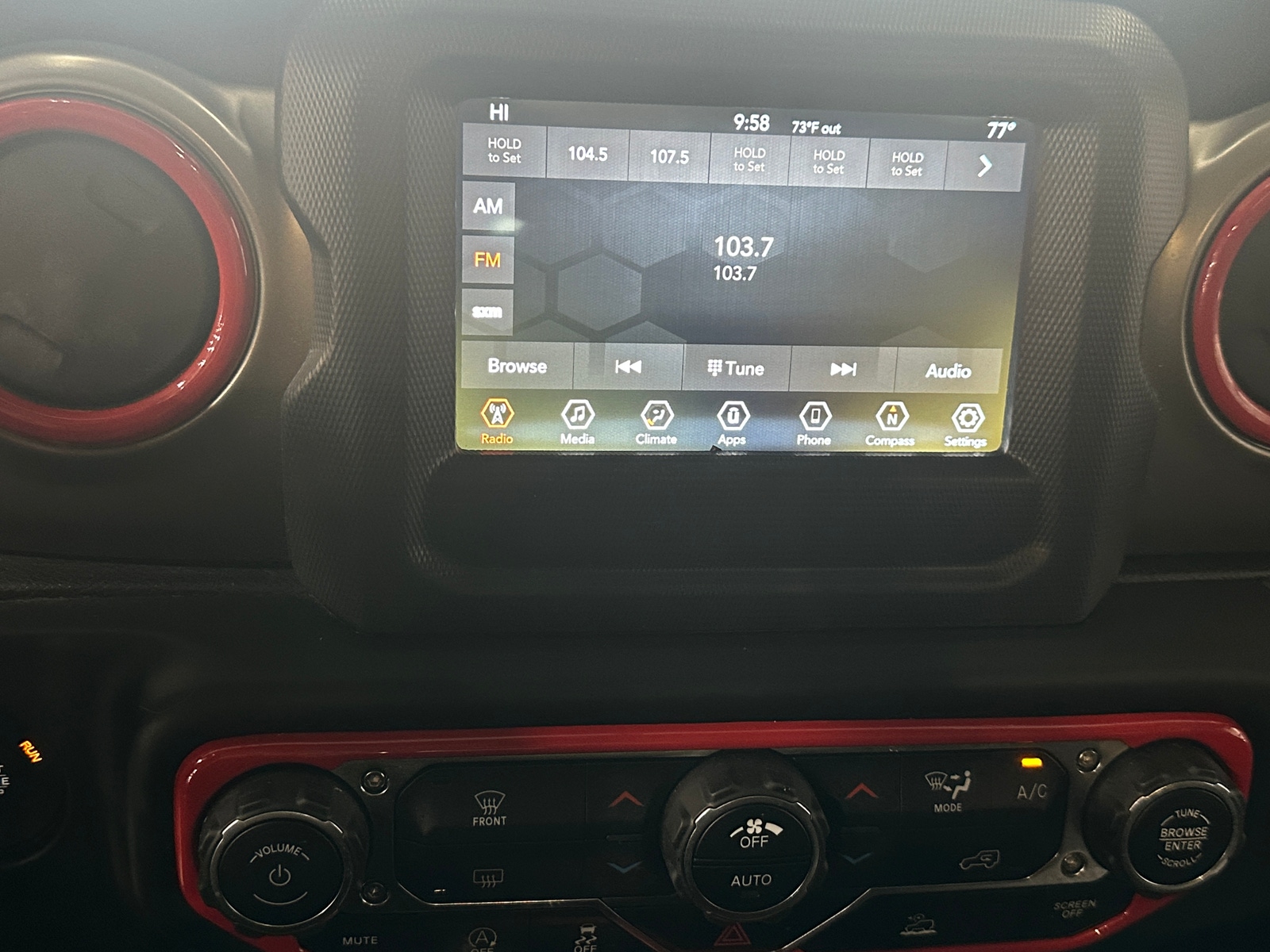 Thumbnail: 2020 Jeep Gladiator - 4