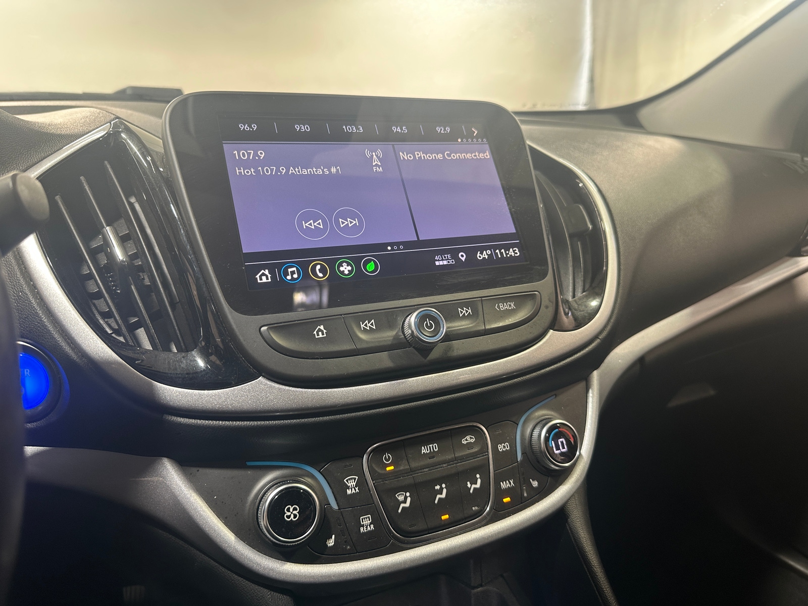 Thumbnail: 2019 Chevrolet Volt - 4