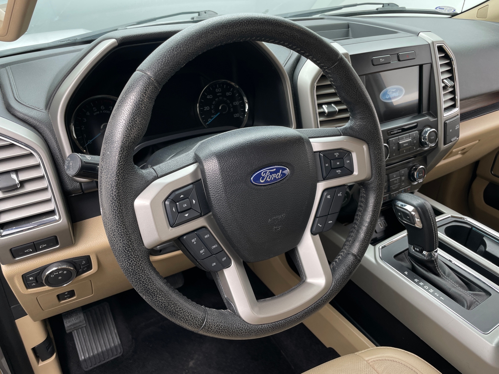 Thumbnail: 2016 Ford Econoline - 4