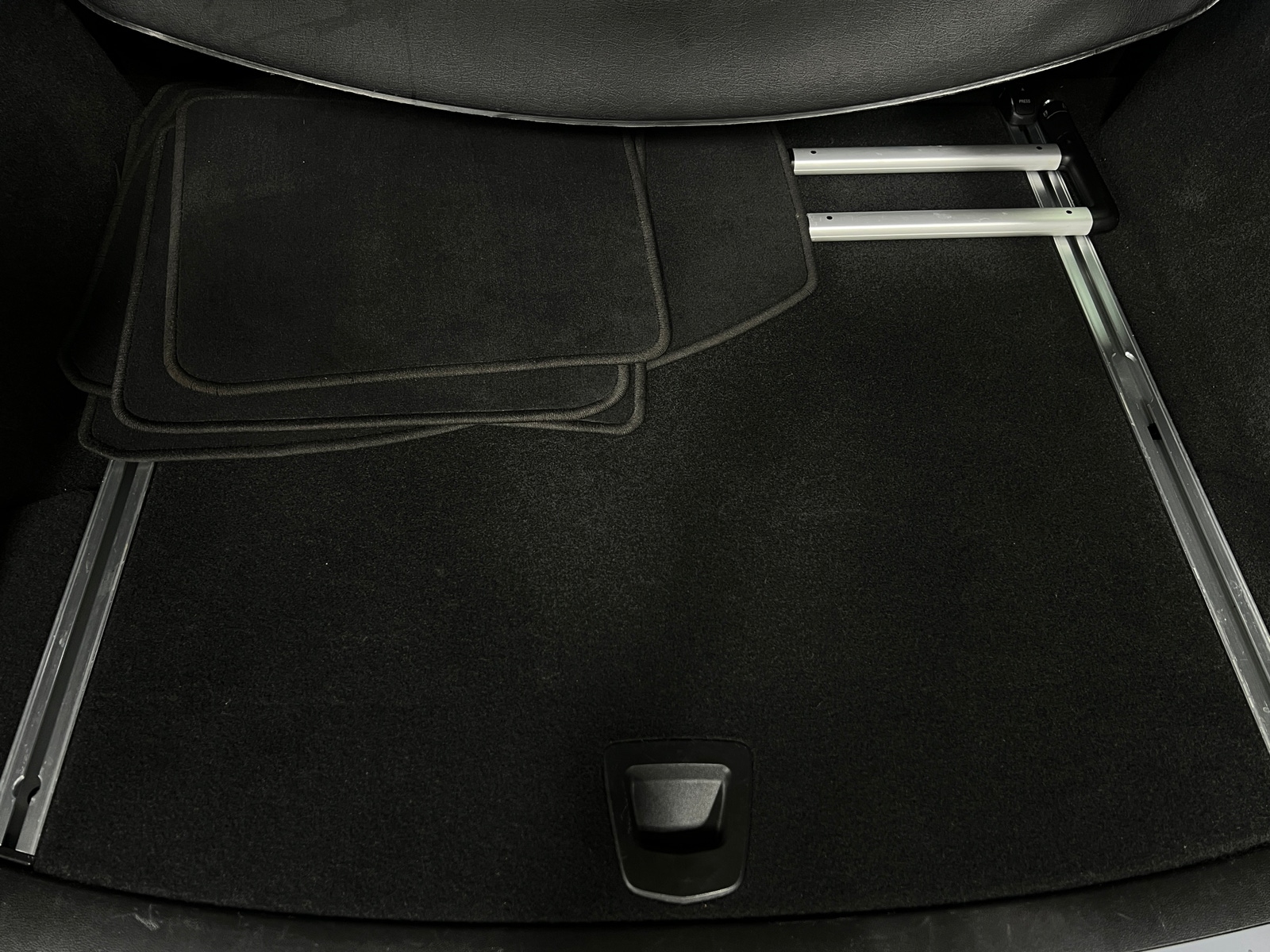 Thumbnail: 2017 Cadillac XT5 - 6