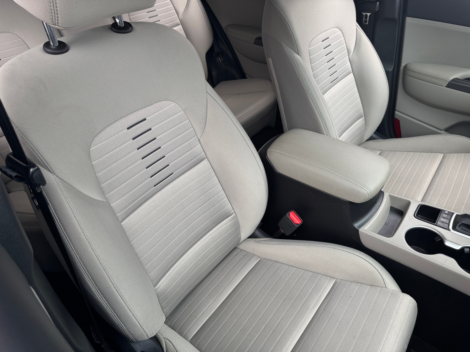 Thumbnail: 2022 Kia Sportage - 2