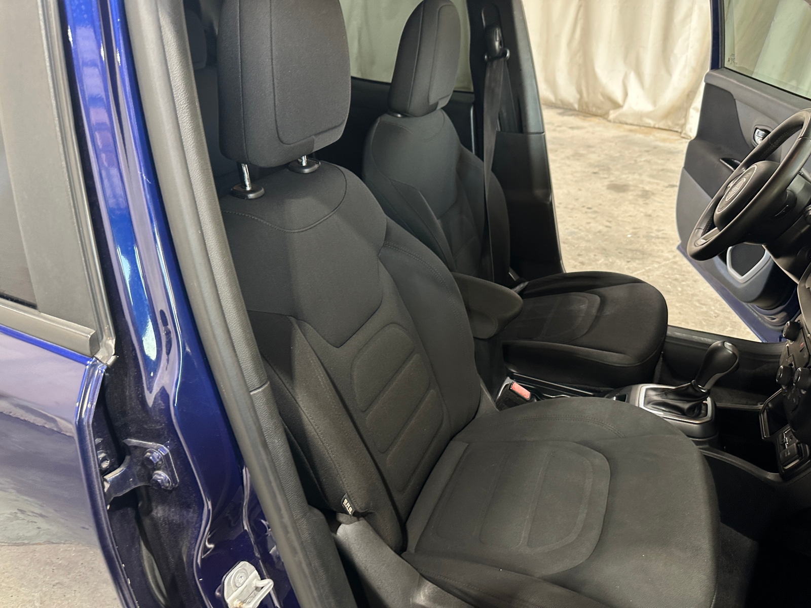 Thumbnail: 2018 Jeep Renegade - 2