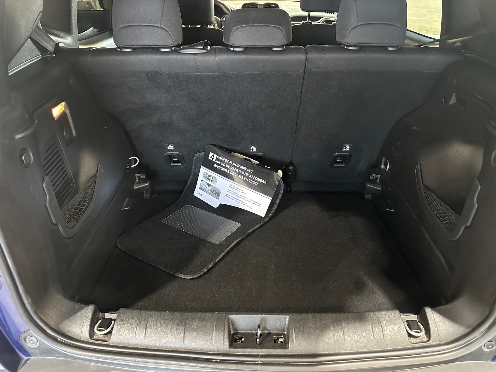 Thumbnail: 2018 Jeep Renegade - 7