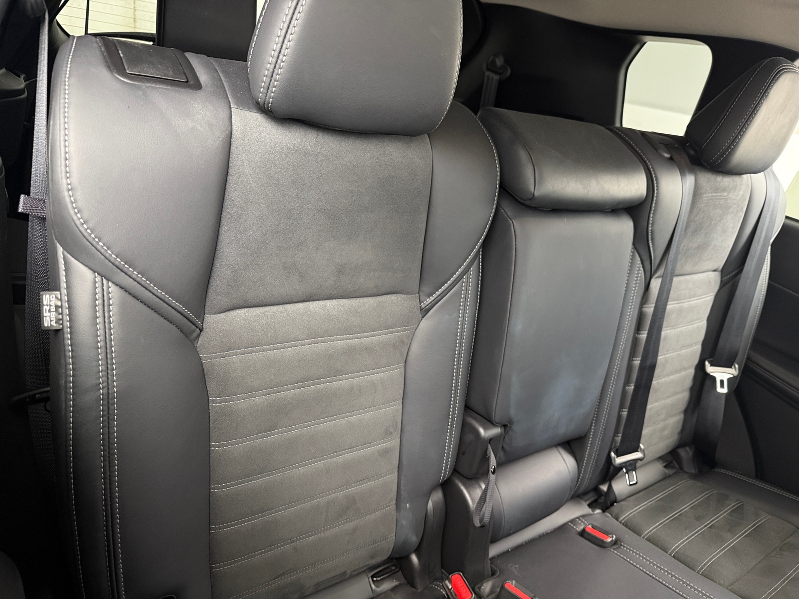 Thumbnail: 2025 Mitsubishi Outlander - 5