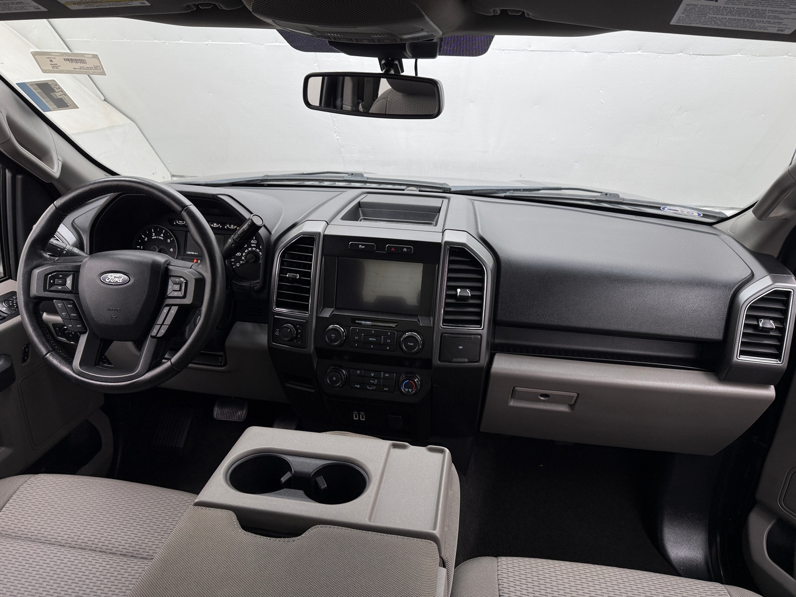 Thumbnail: 2019 Ford Econoline - 3