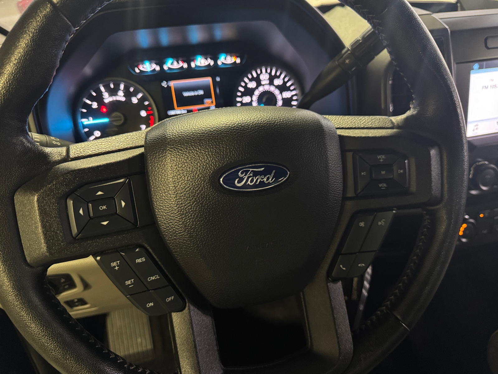 Thumbnail: 2019 Ford Econoline - 5