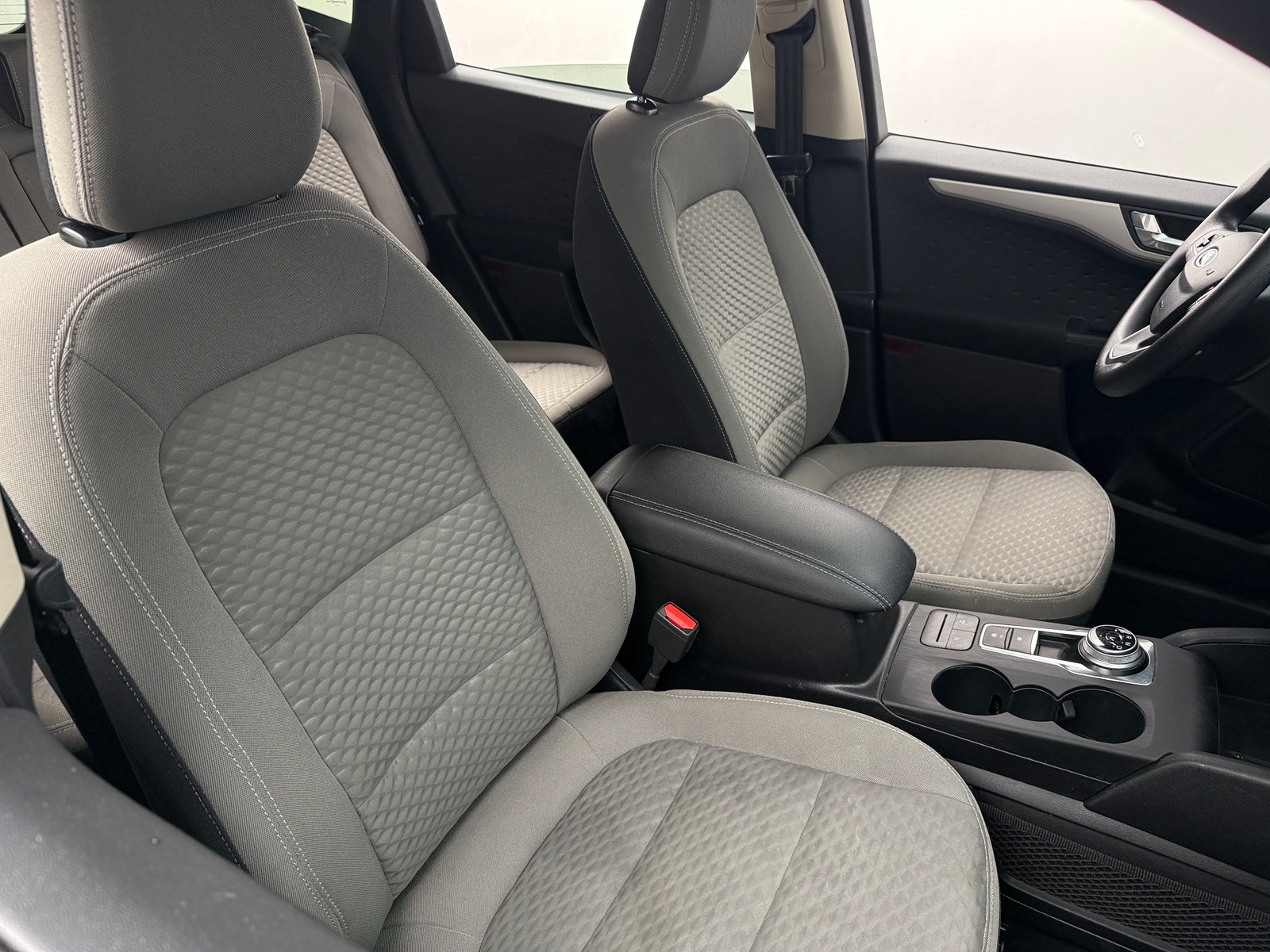 Thumbnail: 2020 Ford Escape - 2