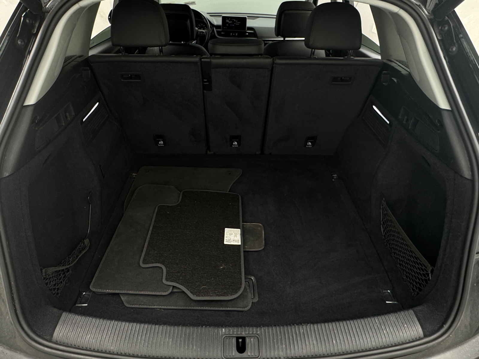 Thumbnail: 2020 Audi Q5 - 6