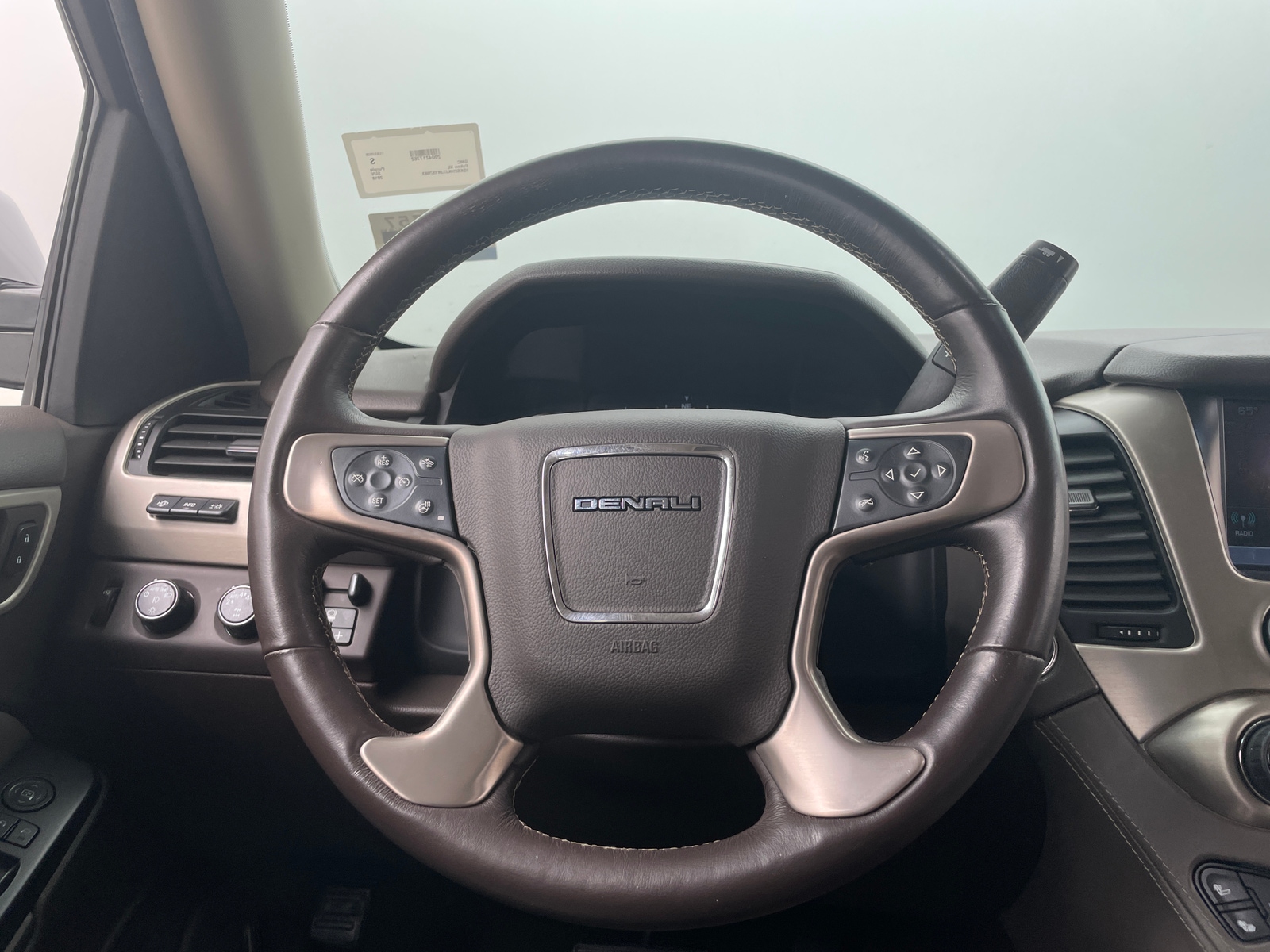 Thumbnail: 2018 GMC Yukon XL - 4