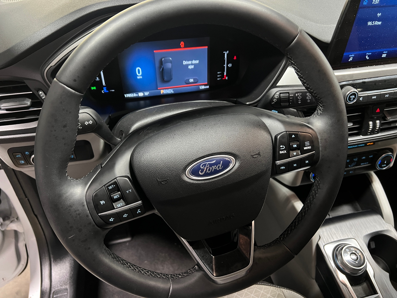 Thumbnail: 2023 Ford Escape - 5