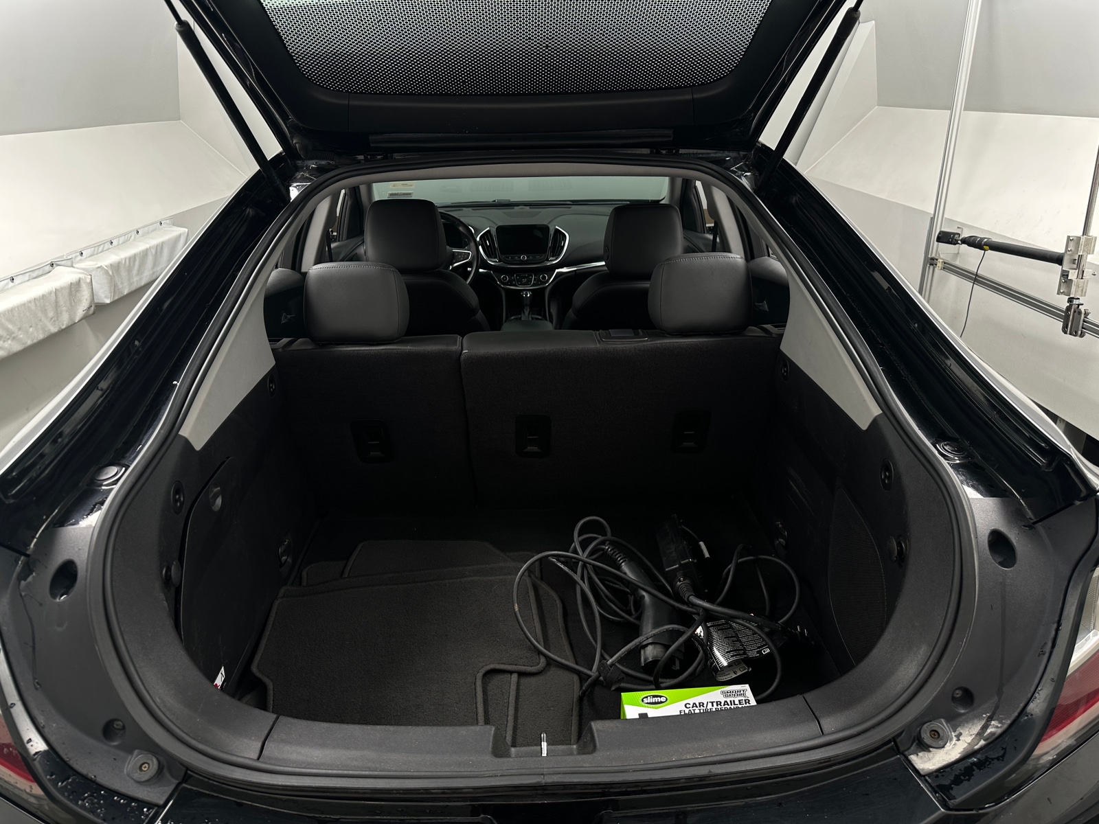 Thumbnail: 2017 Chevrolet Volt - 6