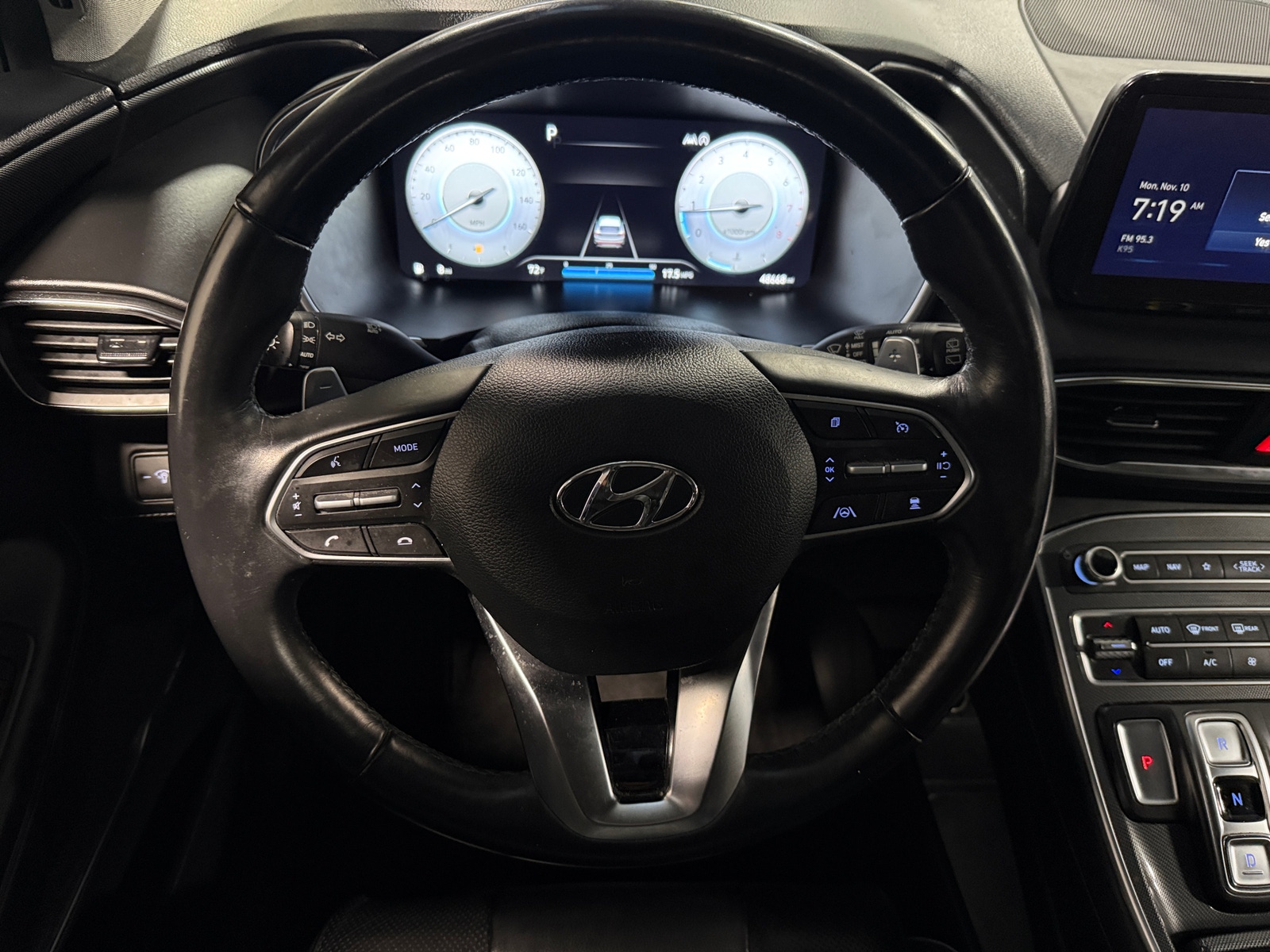 Thumbnail: 2023 Hyundai Santa Fe - 4