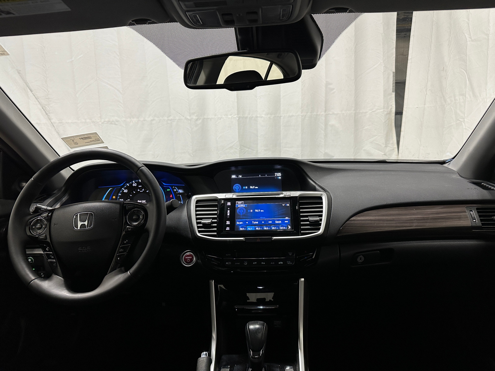 Thumbnail: 2017 Honda Accord - 2