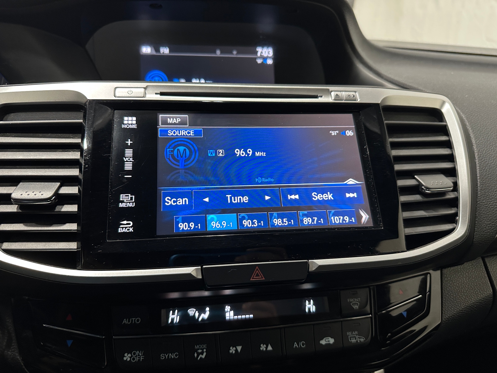 Thumbnail: 2017 Honda Accord - 3