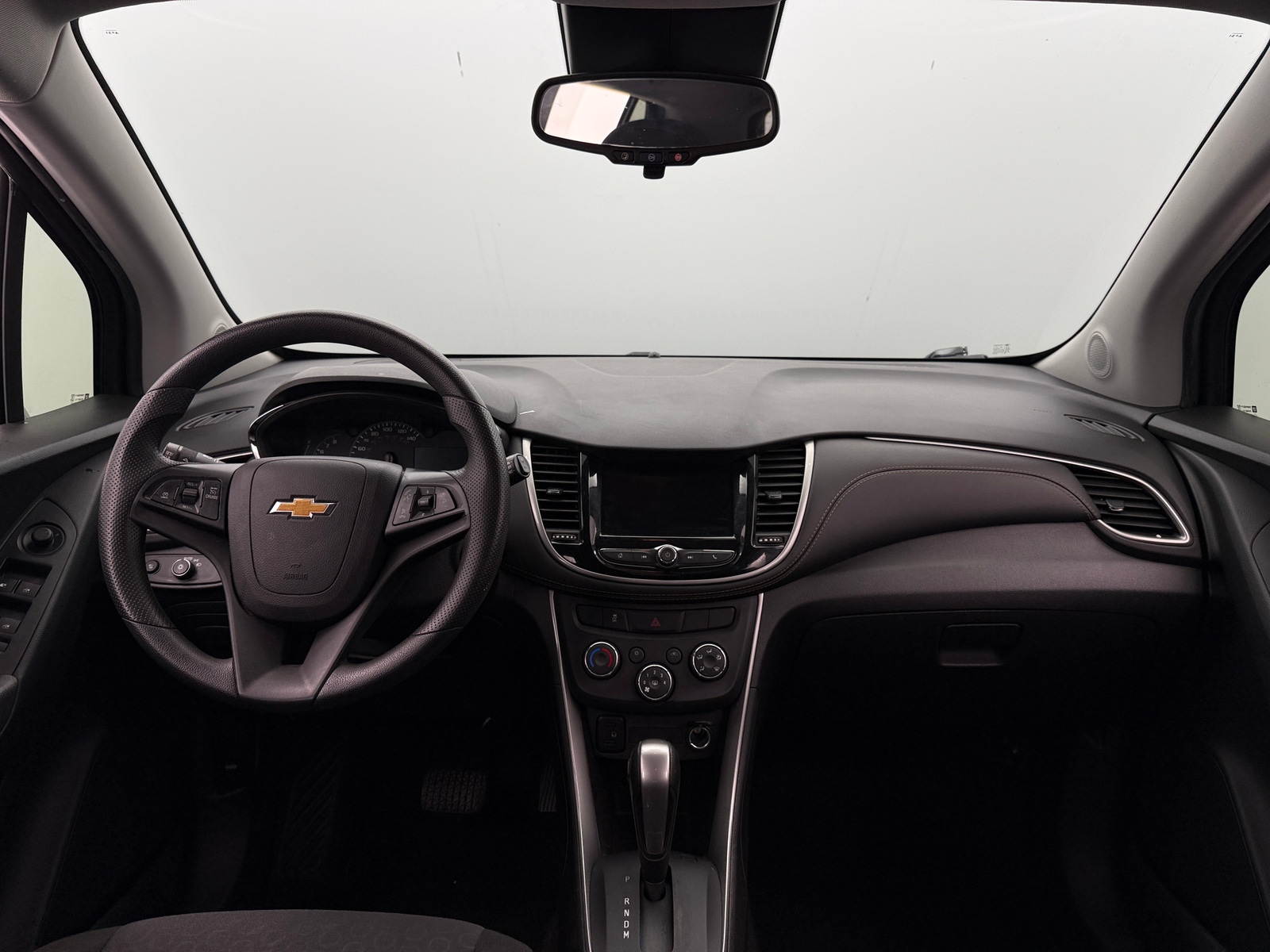 Thumbnail: 2020 Chevrolet Trax - 3