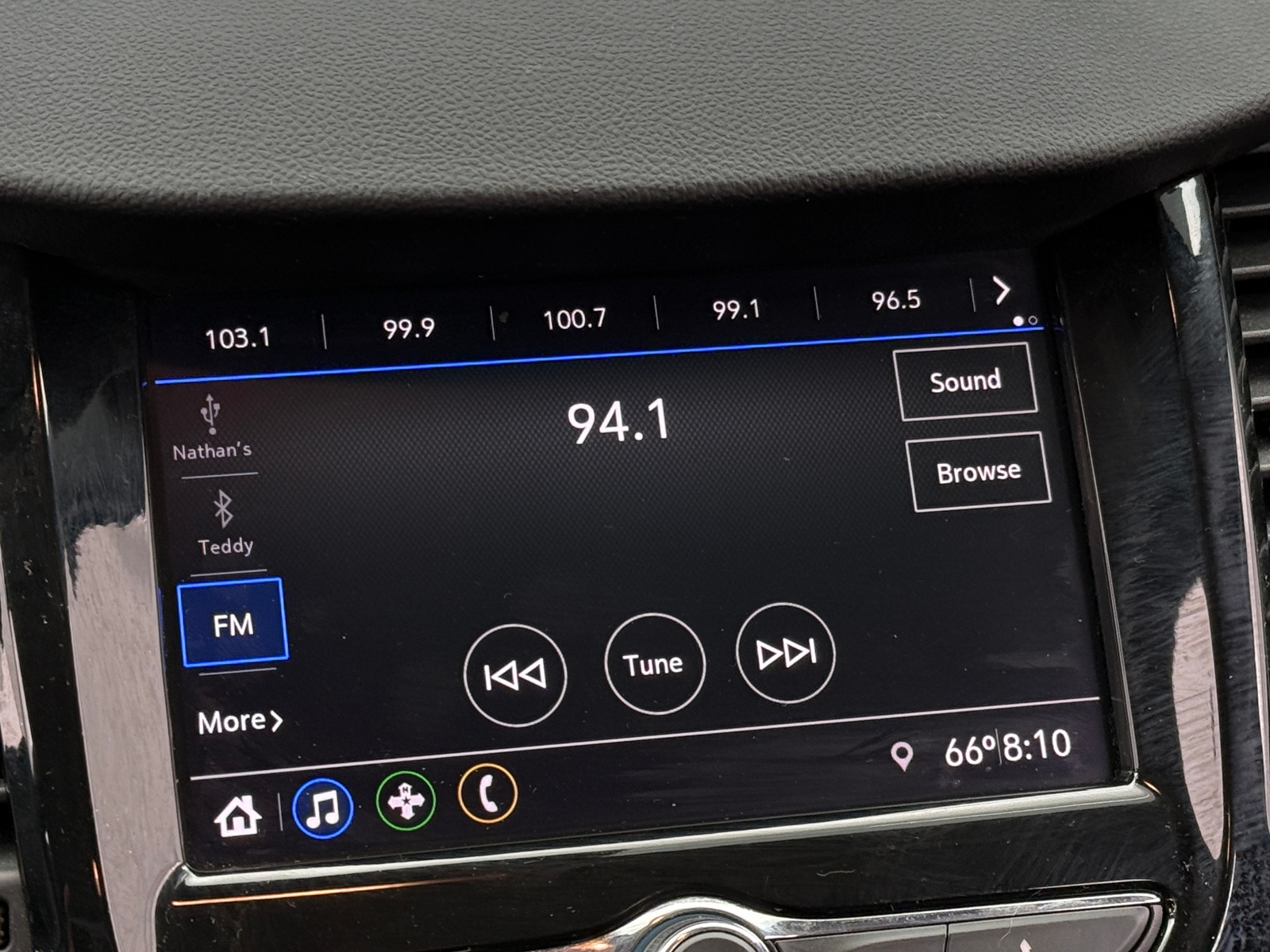 Thumbnail: 2020 Chevrolet Trax - 4