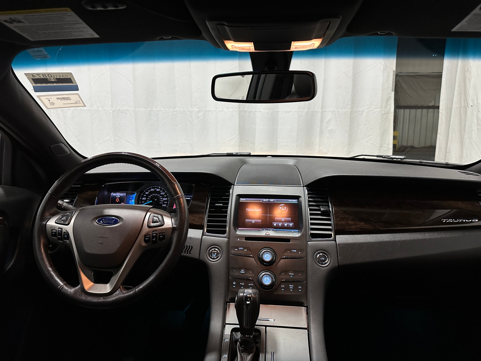 Thumbnail: 2014 Ford Taurus - 3