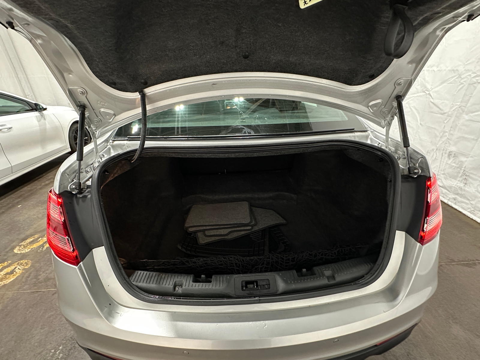 Thumbnail: 2014 Ford Taurus - 7