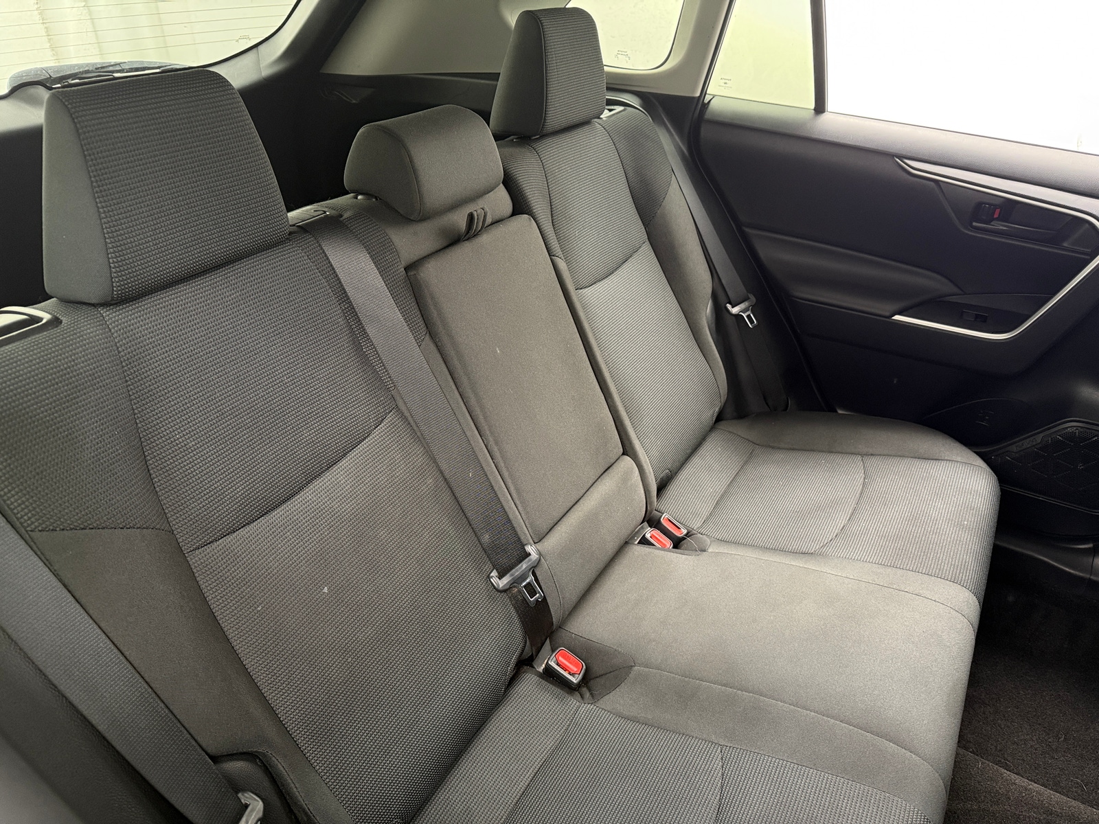 Thumbnail: 2021 Toyota RAV4 - 6