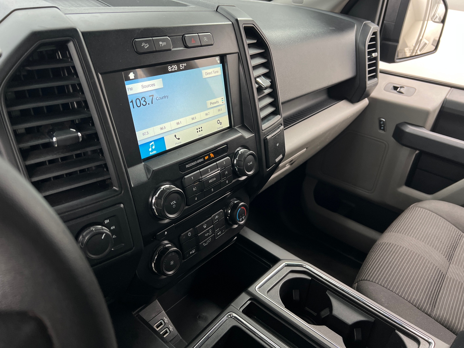 Thumbnail: 2018 Ford Econoline - 4