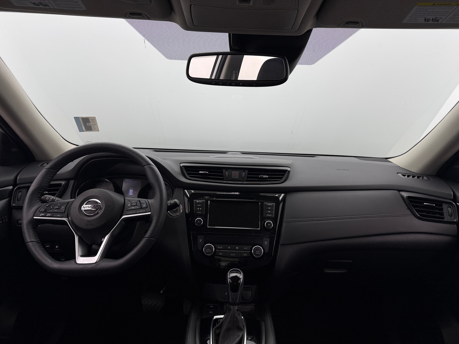 Thumbnail: 2019 Nissan Rogue - 2