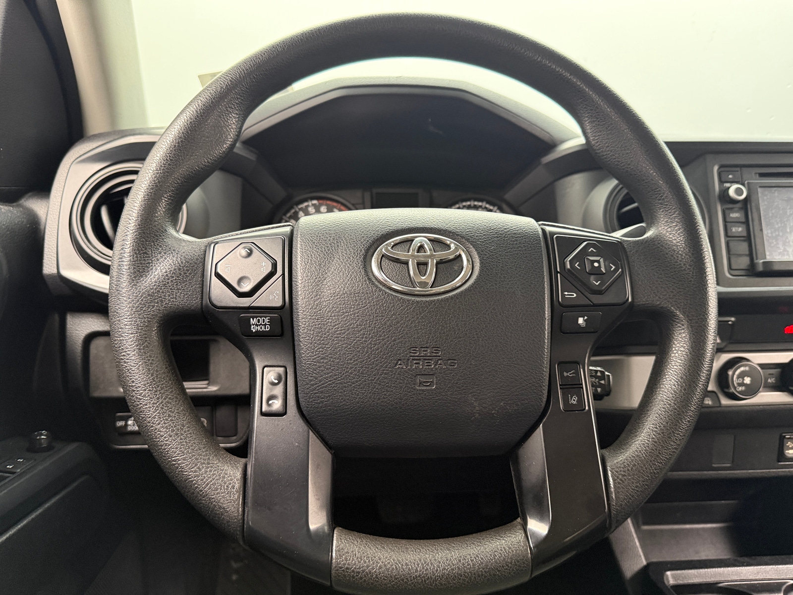 Thumbnail: 2019 Toyota Tacoma - 5