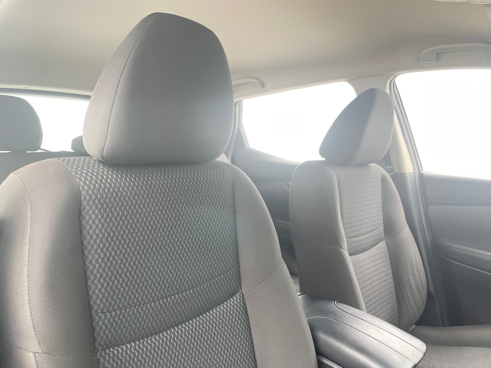 Thumbnail: 2020 Nissan Rogue Sport - 2