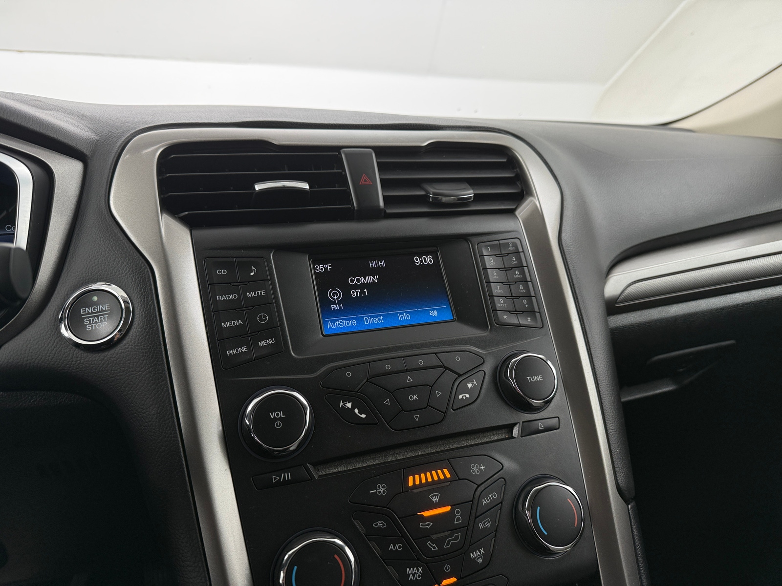 Thumbnail: 2018 Ford Fusion - 4