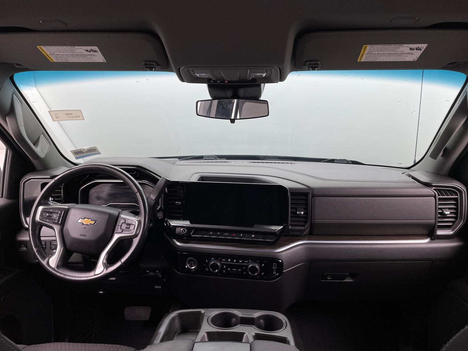 Thumbnail: 2022 Chevrolet Silverado 1500 - 3