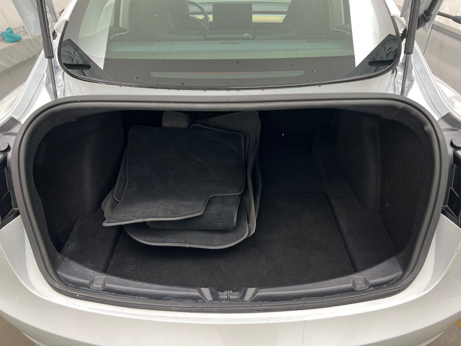 Thumbnail: 2018 Tesla Model 3 - 6