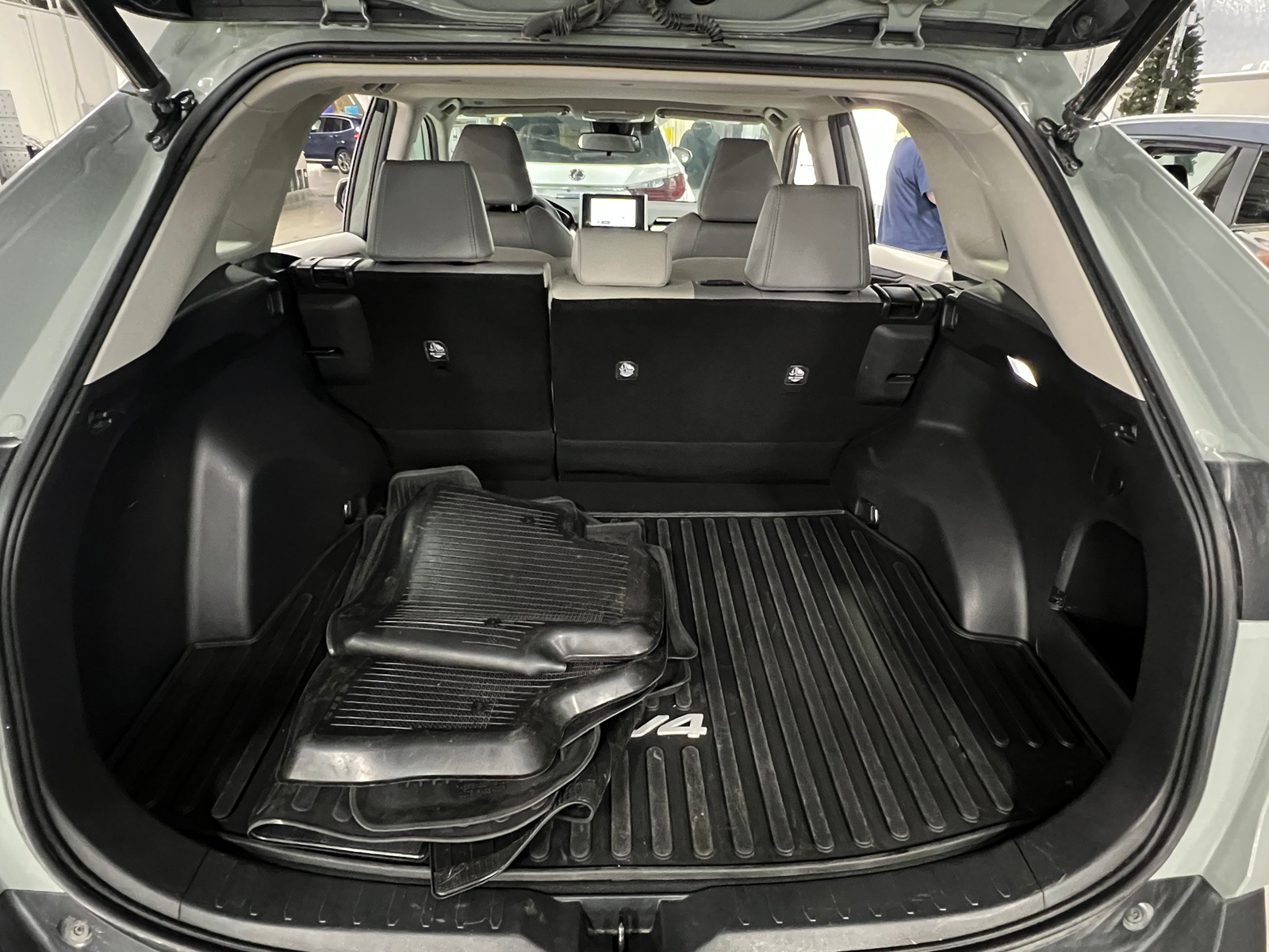 Thumbnail: 2023 Toyota RAV4 - 6