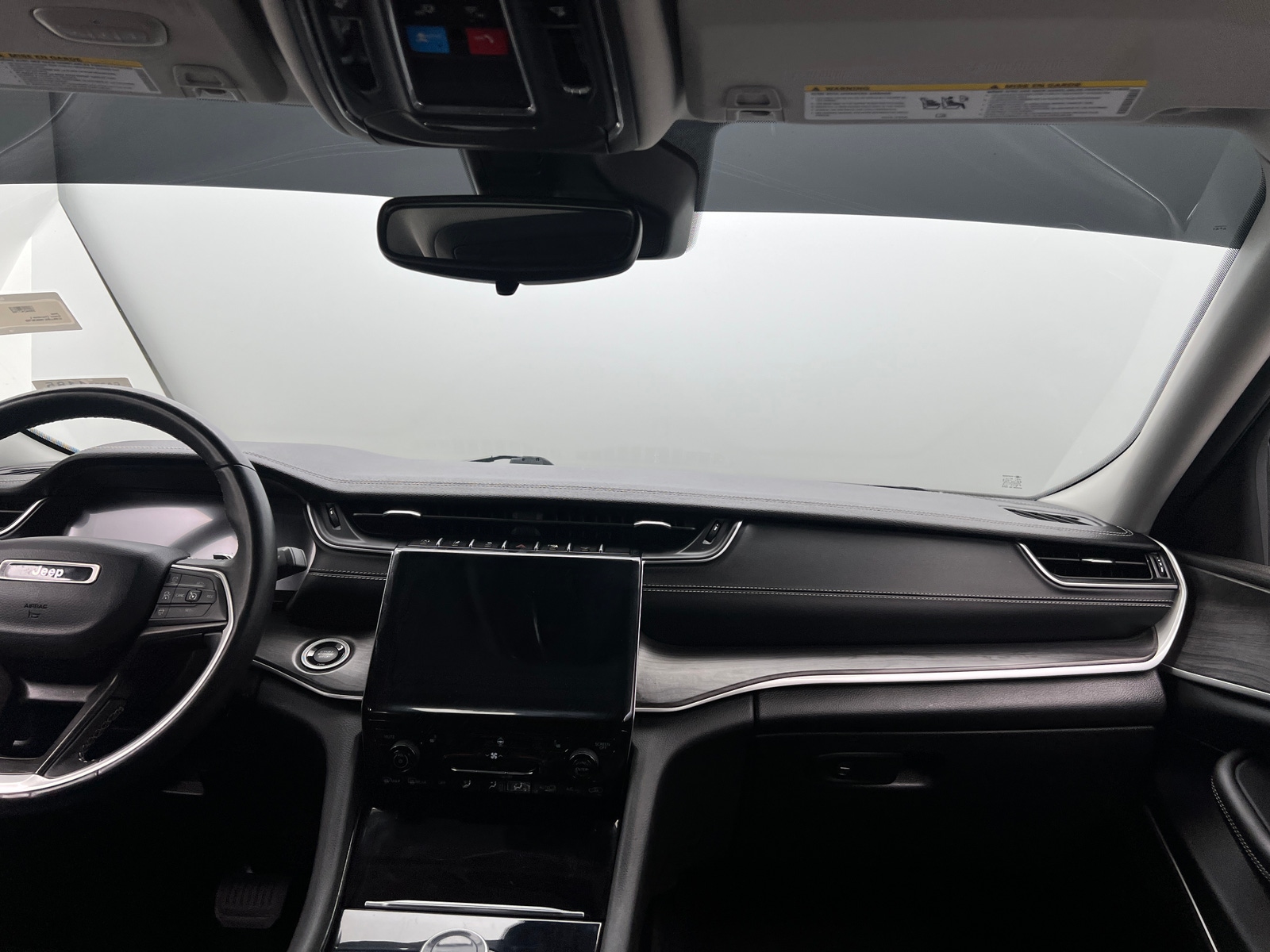 Thumbnail: 2022 Jeep Grand Cherokee L - 2