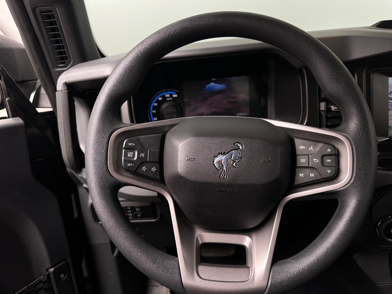 Thumbnail: 2023 Ford Bronco - 5