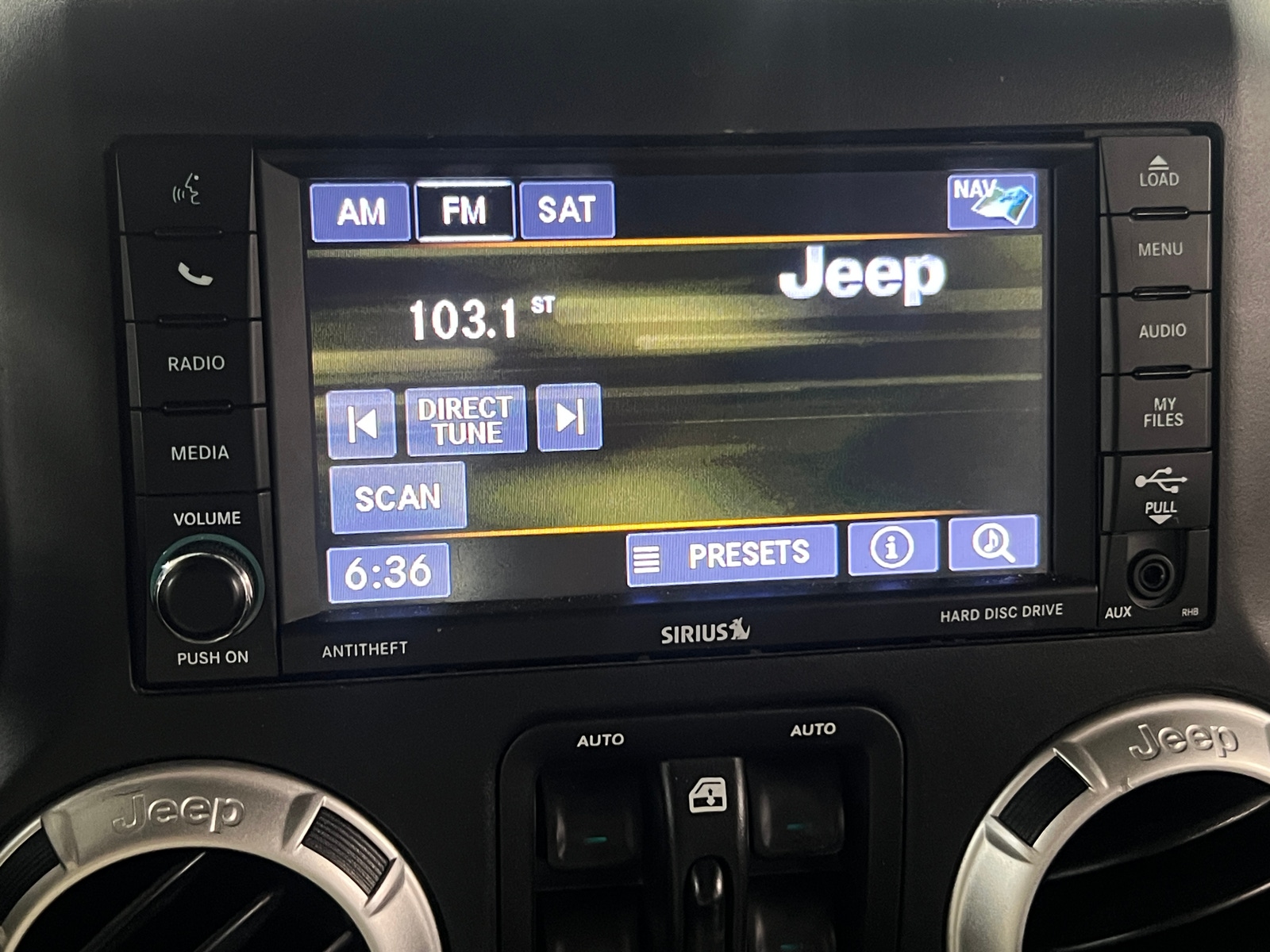 Thumbnail: 2018 Jeep Wrangler - 3