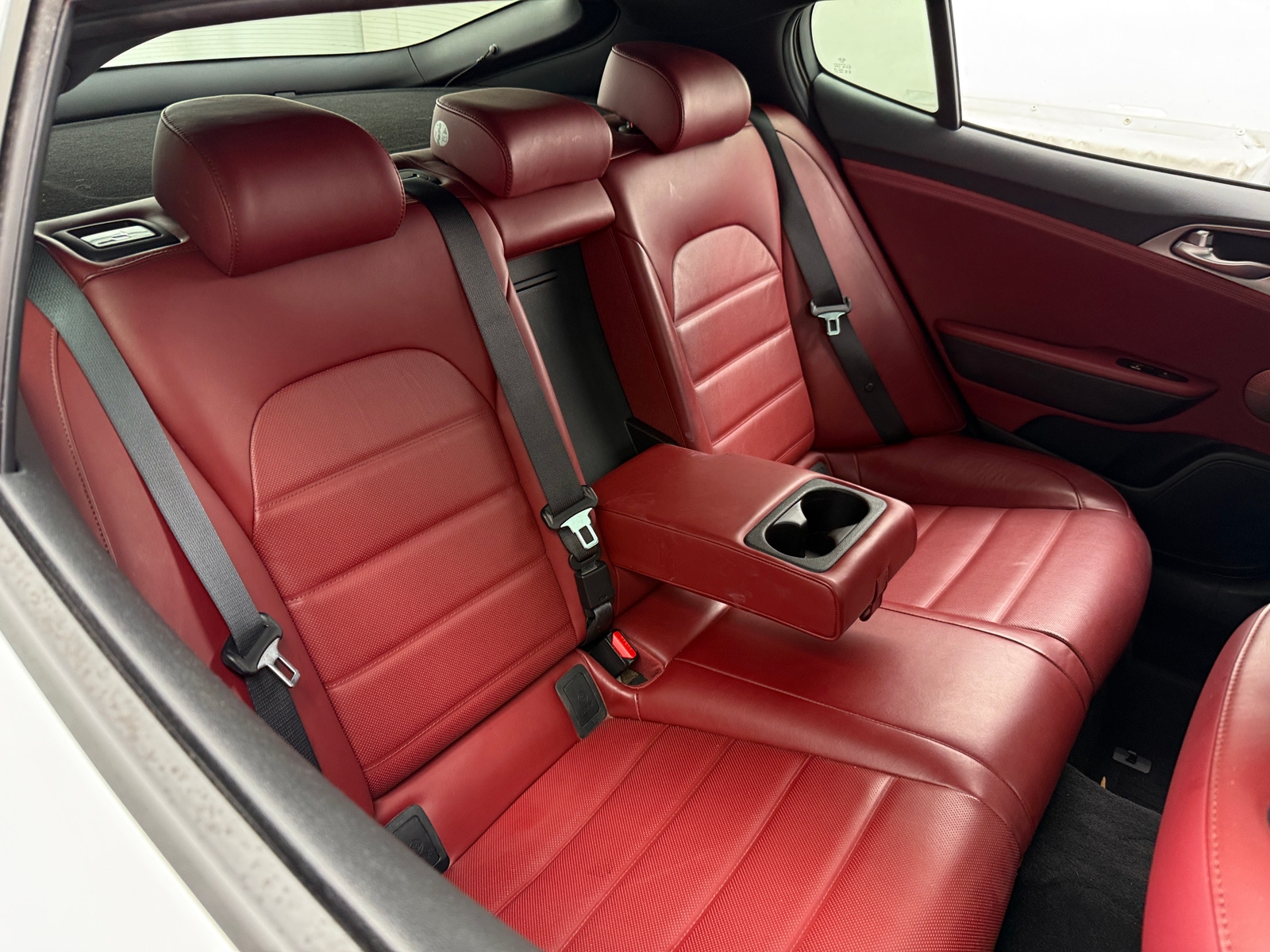 Thumbnail: 2020 Kia Stinger - 5