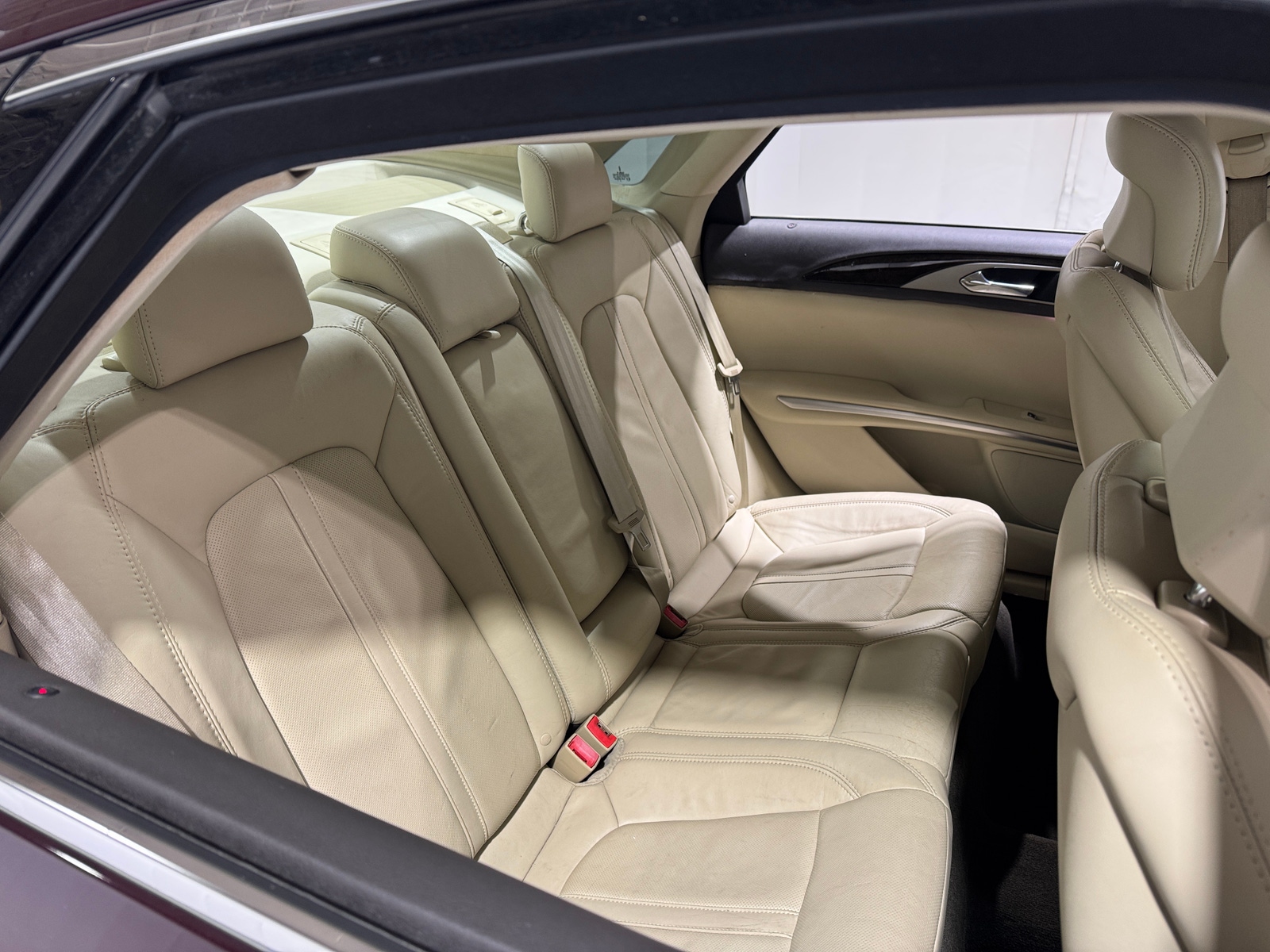 Thumbnail: 2013 Lincoln MKZ - 5