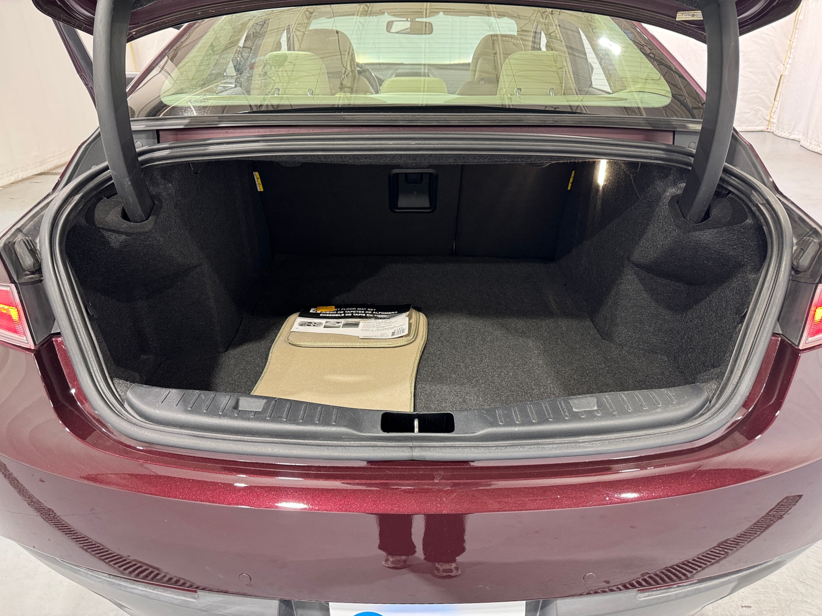 Thumbnail: 2013 Lincoln MKZ - 6