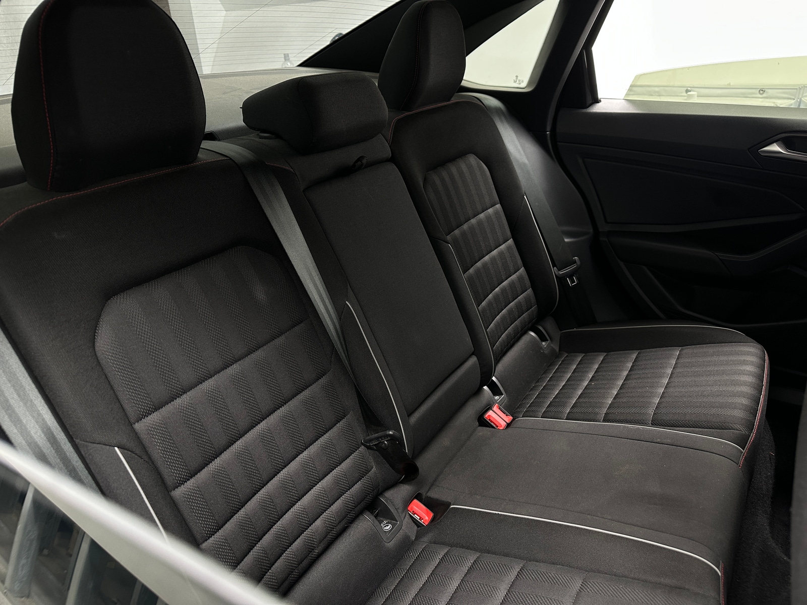 Thumbnail: 2021 Volkswagen Jetta - 6